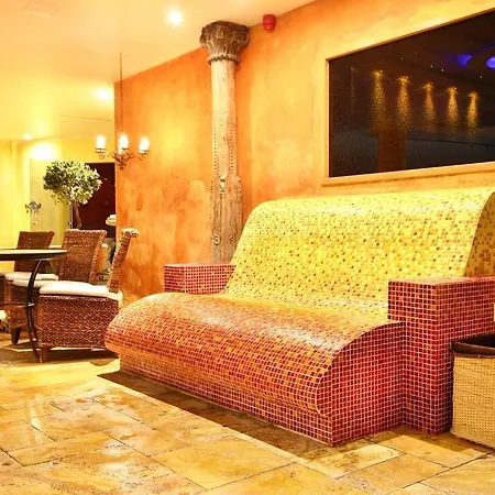 Grand Rose فندق كوريسارِ