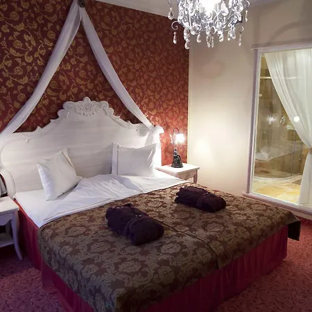 Grand Rose Ξενοδοχείο 4*