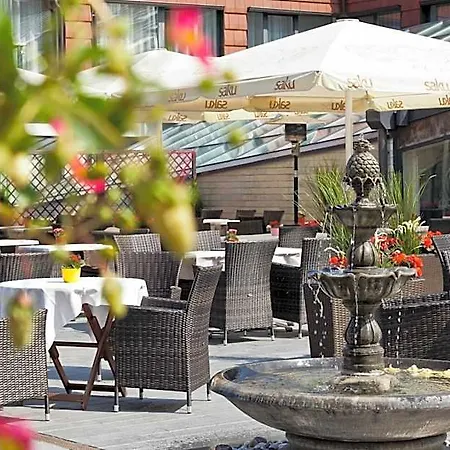 Hotel Grand Rose