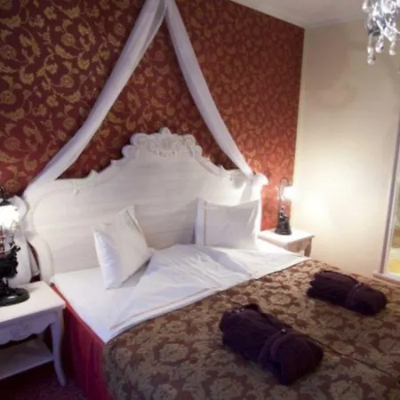 Hotel Grand Rose