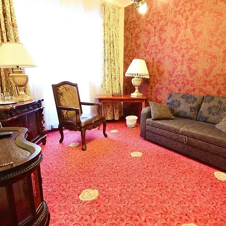 Szálloda Grand Rose