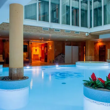 Grand Rose 4*